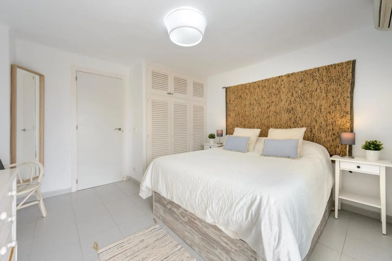 Casita En Cala Llonga别墅 0*, 卡拉隆加